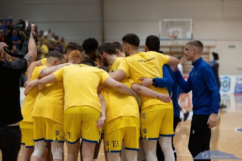 SW.KKgrindavik-Hamar18.11.23-14