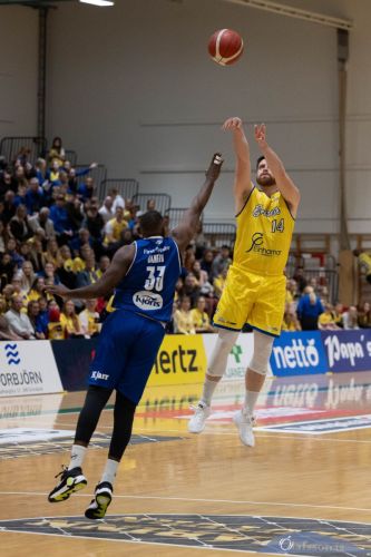 SW.KKgrindavik-Hamar18.11.23-50