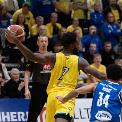 SW.KKgrindavik-Hamar18.11.23-53