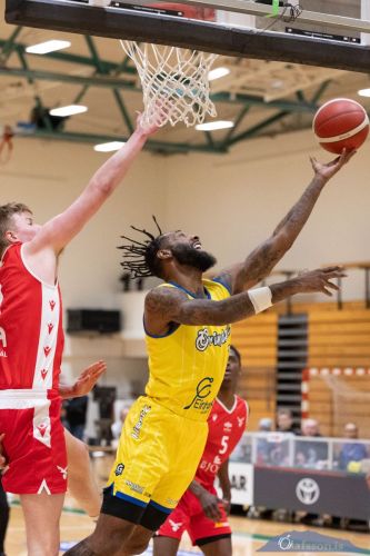 SW.KKgrindavik-valur15.03.24-10008