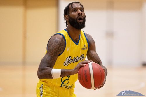 SW.KKgrindavik-valur15.03.24-10009