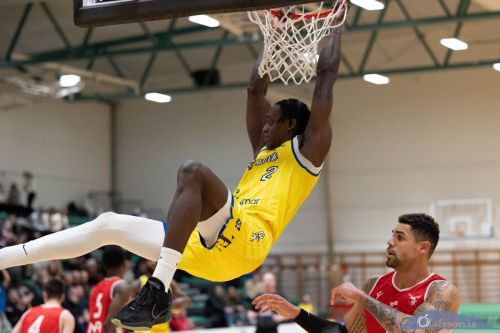 SW.KKgrindavik-valur15.03.24-10023