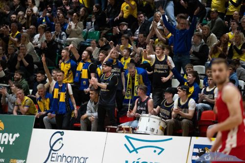 SW.KKgrindavik-valur15.03.24-10046