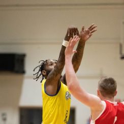 SW.KKgrindavik-valur15.03.24-10049