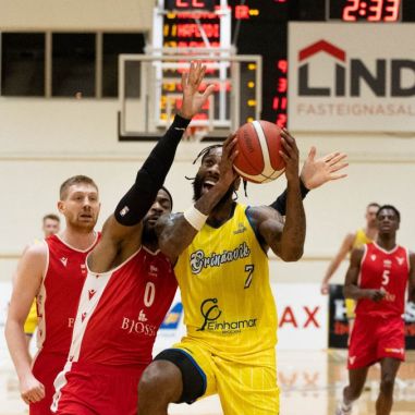 SW.KKgrindavik-valur15.03.24-10050