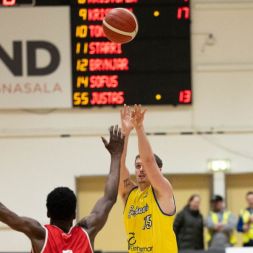 SW.KKgrindavik-valur15.03.24-10055