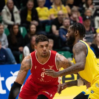 SW.KKgrindavik-valur15.03.24-10062