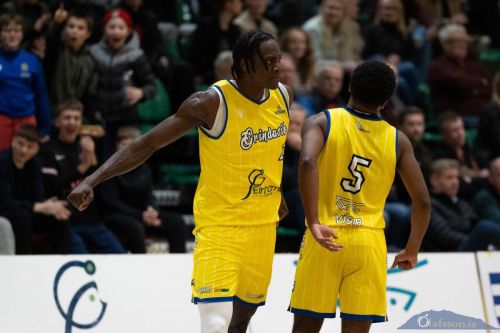 SW.KKgrindavik-valur15.03.24-10068