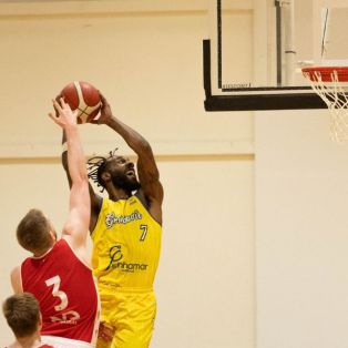 SW.KKgrindavik-valur15.03.24-10071