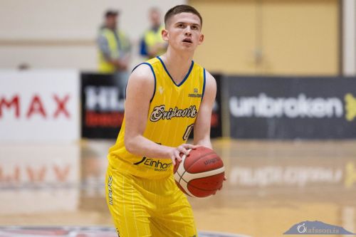 SW.KKgrindavik-valur15.03.24-10083