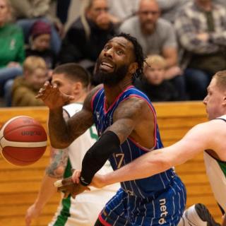 SW.KKnjardvik-grindavik02.11.23-68