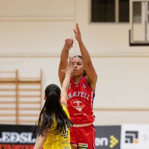 SW.KVKgrindavik-snaefell03.12.23-10011