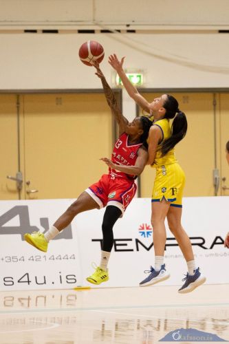 SW.KVKgrindavik-snaefell03.12.23-10021