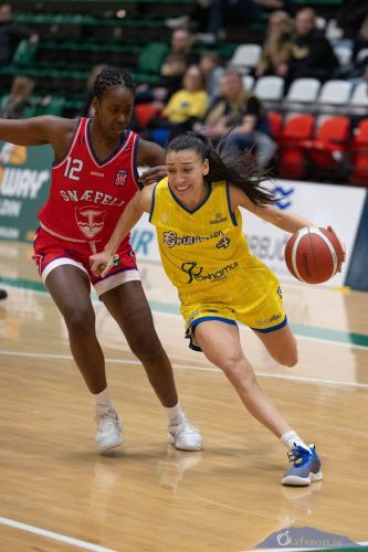 SW.KVKgrindavik-snaefell03.12.23-10047