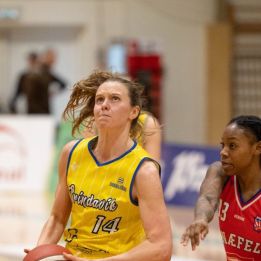 SW.KVKgrindavik-snaefell03.12.23-10049