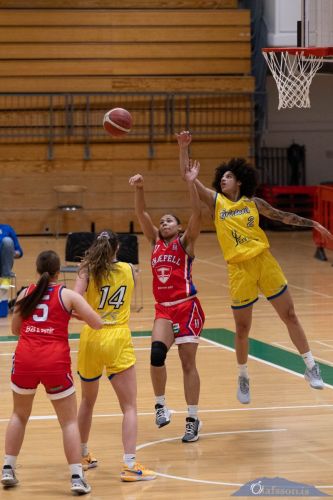 SW.KVKgrindavik-snaefell03.12.23-10070