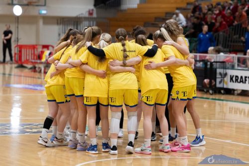 SW.KVKgrindavik-thorAK18.11.23-05