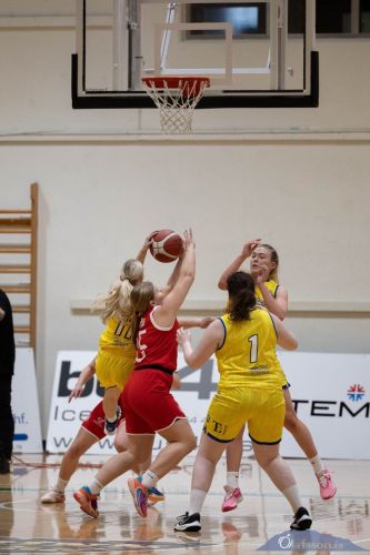 SW.KVKgrindavik-thorAK18.11.23-80